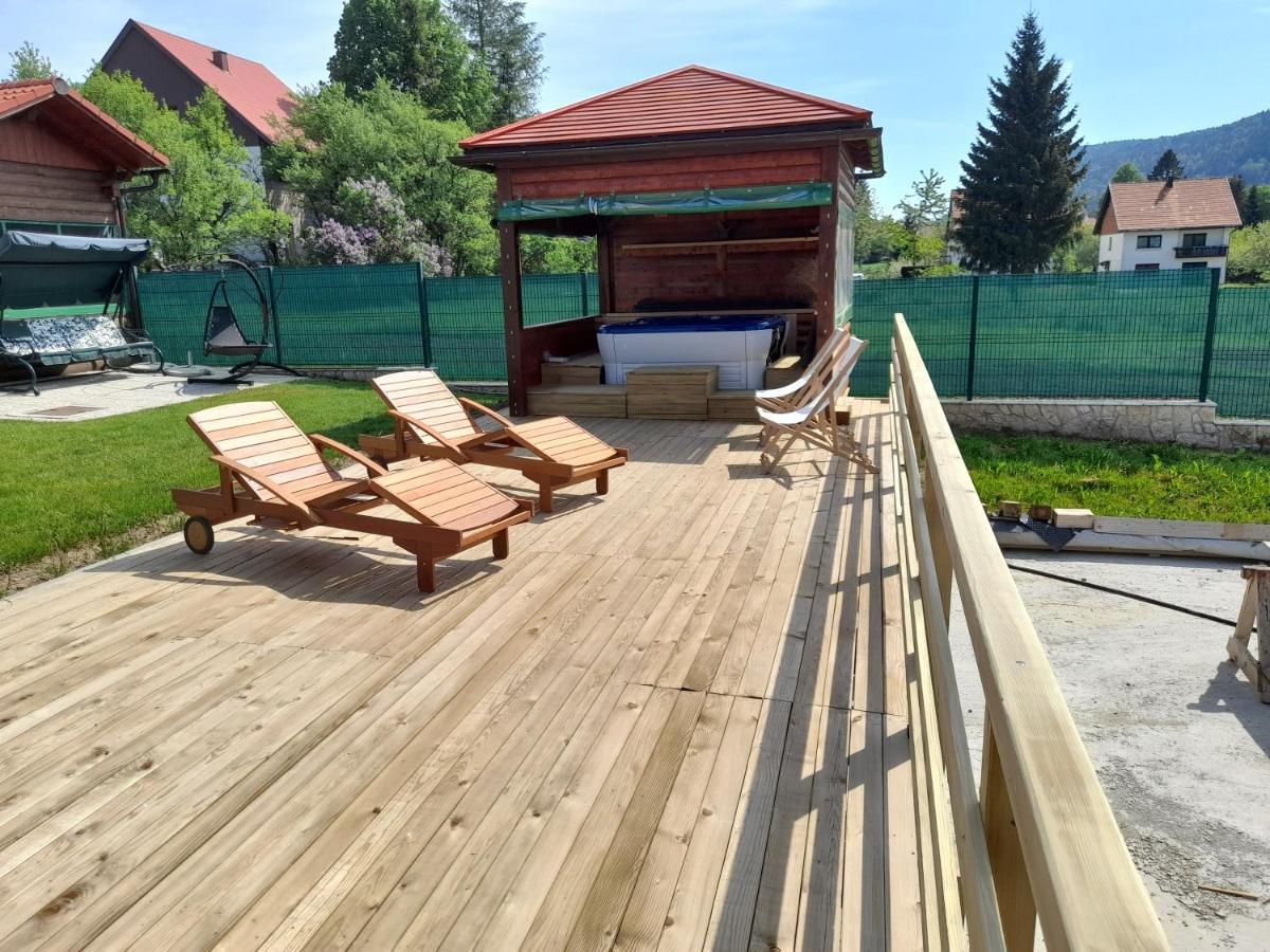 Apartments And Rooms Kod Eli رافنا غورا المظهر الخارجي الصورة