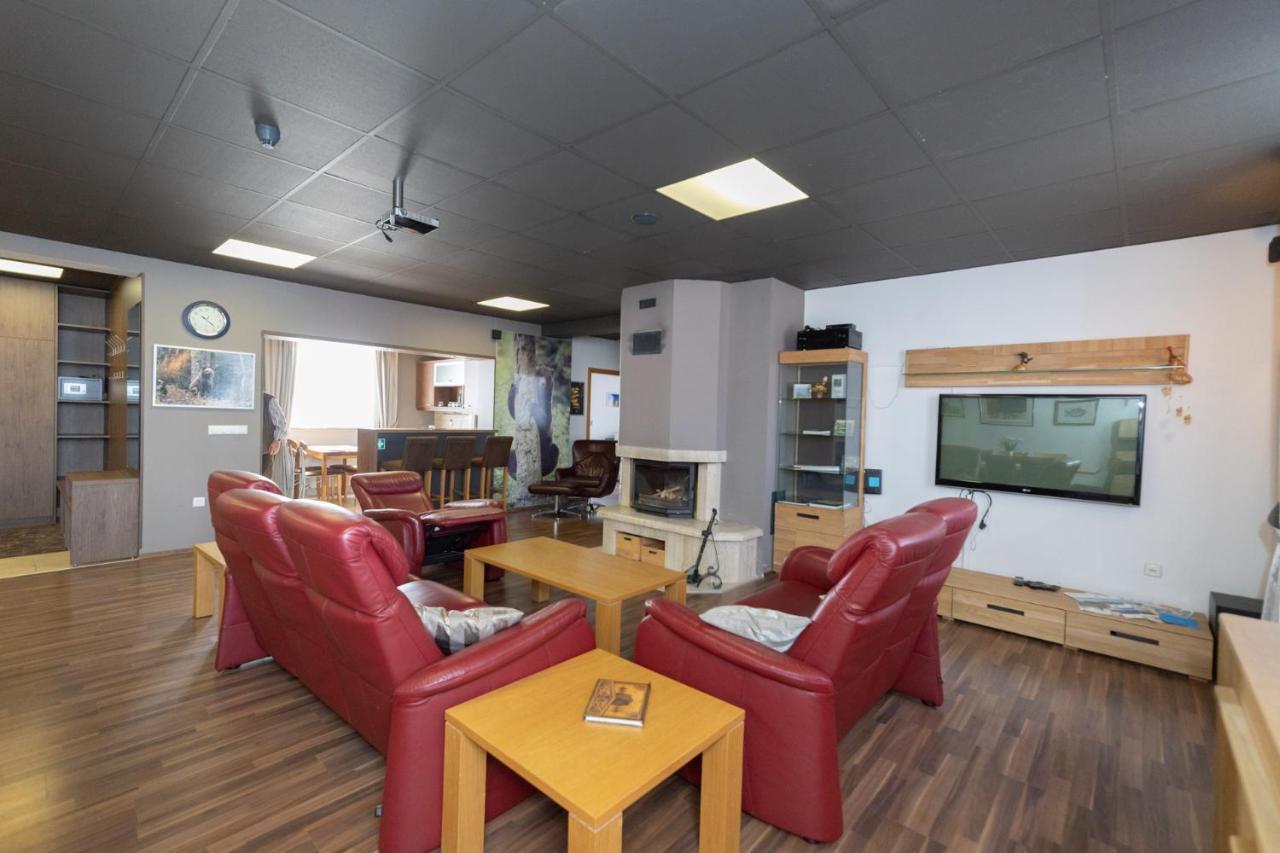 Apartments And Rooms Kod Eli رافنا غورا المظهر الخارجي الصورة